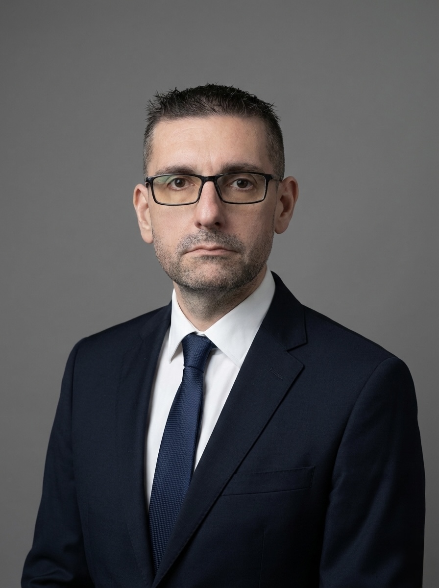 Antonio J. del Águila